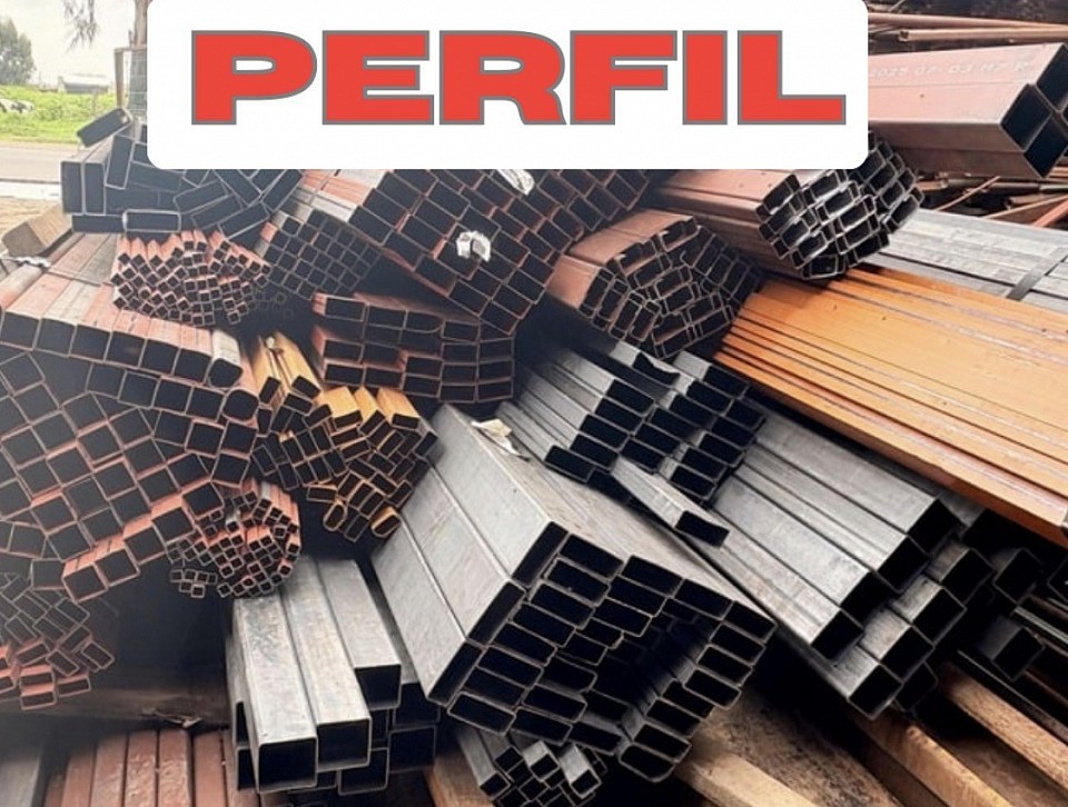 TUBO DE 3 PULGADAS CALIBRE 16 A 6 METROS DE LARGO EN $275 CADA UNO